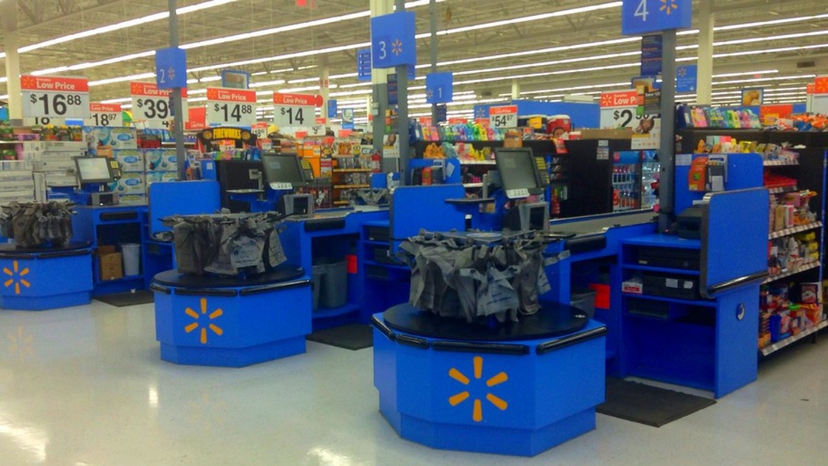 Woman says Walmart fired her after 15 years for defending a bullied kid, then curses the store on the PA on her way out