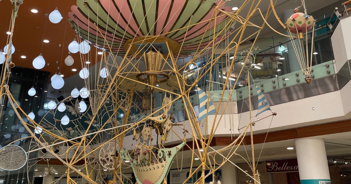 Much-loved landmark at south Essex shopping centre celebrates 45th anniversary
