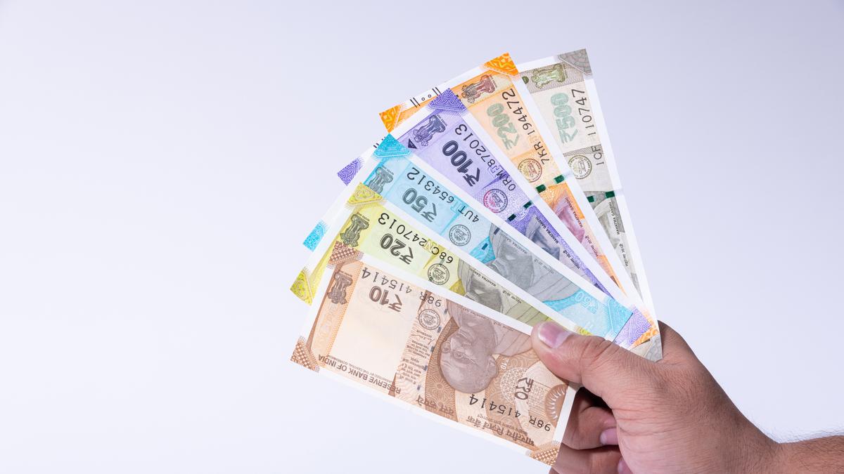 Rupee recovers from lowest level, gains 9 paise to 91.90 against U.S. dollar