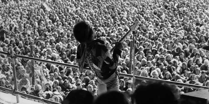 This Day in History September 18, 1970- Jimi Hendrix Found Dead