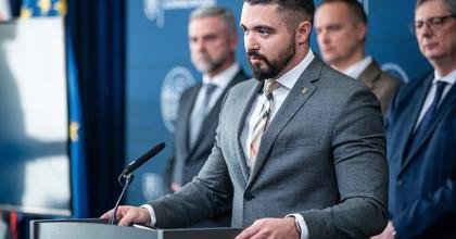 Spy chief faces plagiarism allegations: Two-thirds of thesis reportedly copied