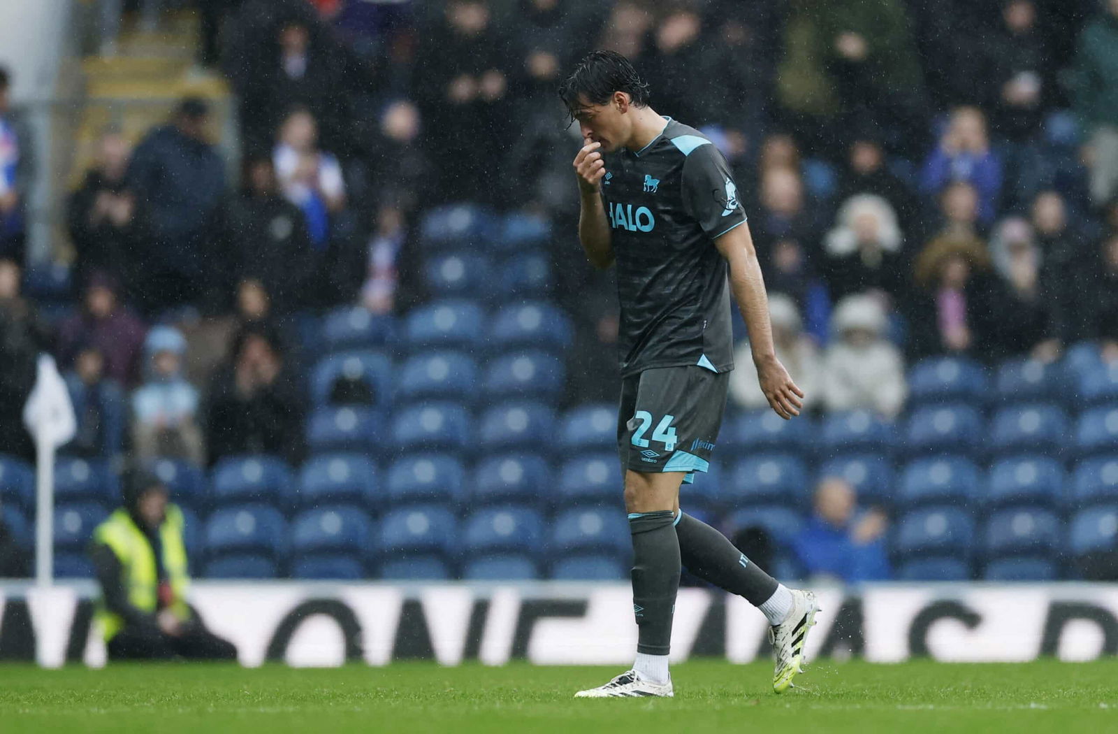 Ipswich Town summer signing may feel aggrieved by Kieran McKenna decision vs Bristol City: Opinion