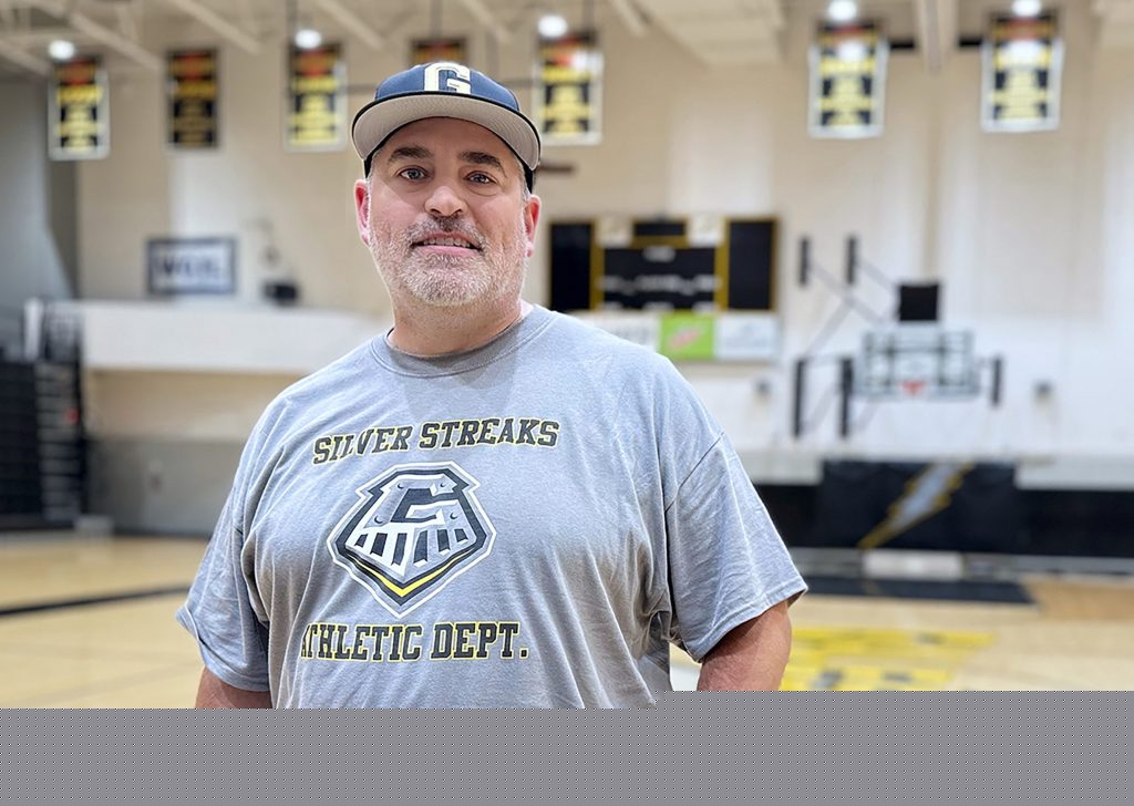 A Thiel legacy reborn: Familiar face, new coach, new era for Galesburg basketball