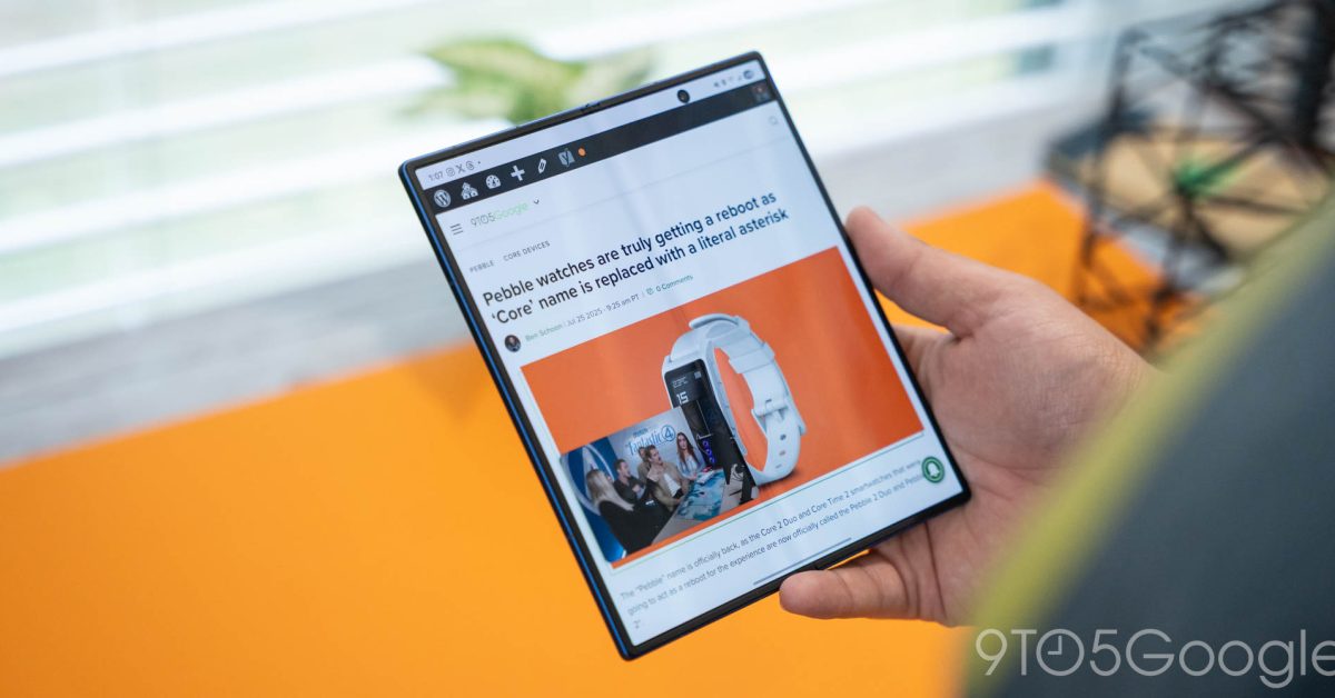 Samsung’s Flex Titanium Display Promises Less Crease on Fold 8