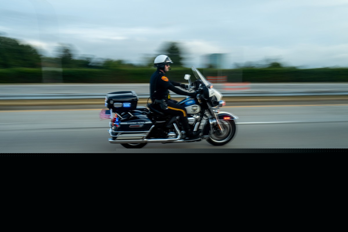 El Paso Officer Nearly Hit During I-10 Traffic Stop, Caught On Bo