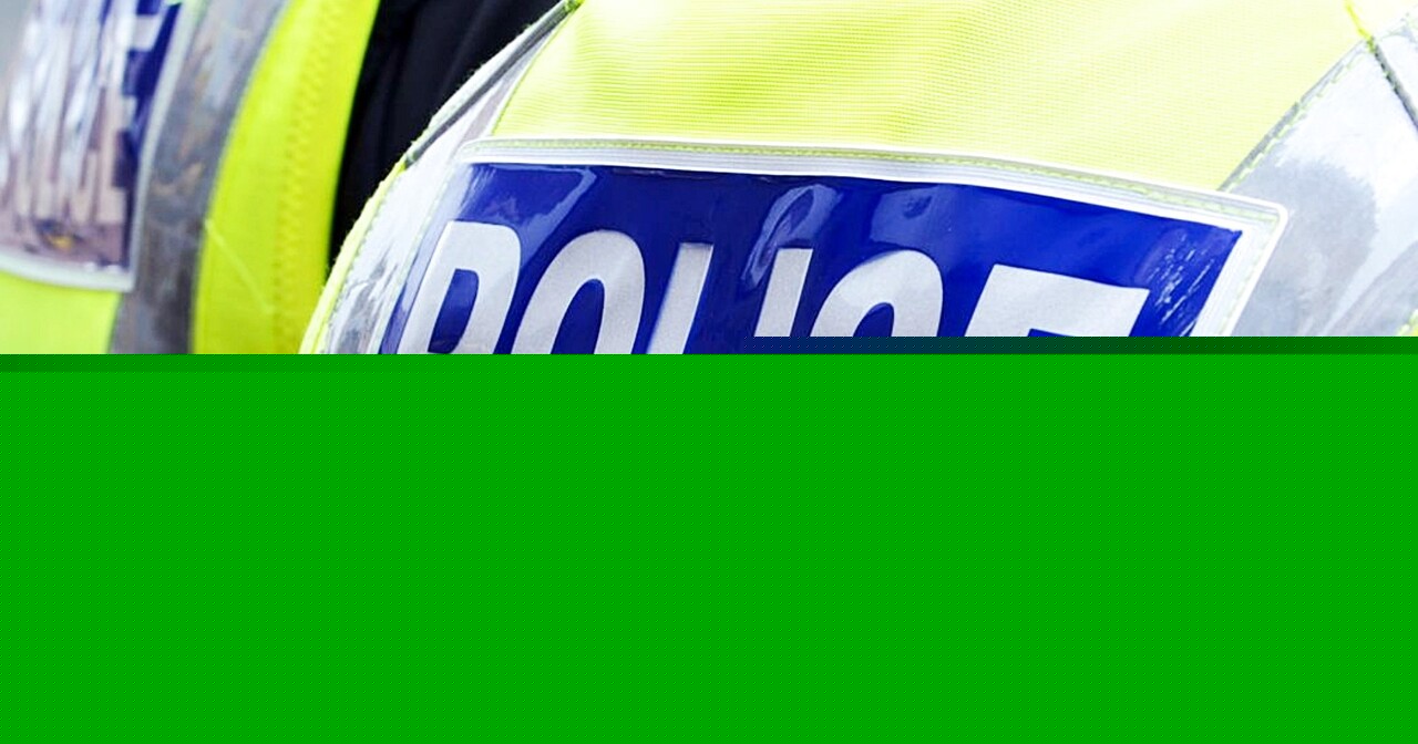 Staff threatened at knife point in Gorebridge store robbery as police hunt for suspect