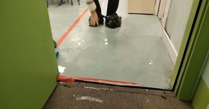 El temporal saca a la luz las deficiencias en los colegios de Algeciras con múltiples filtraciones por la lluvia
