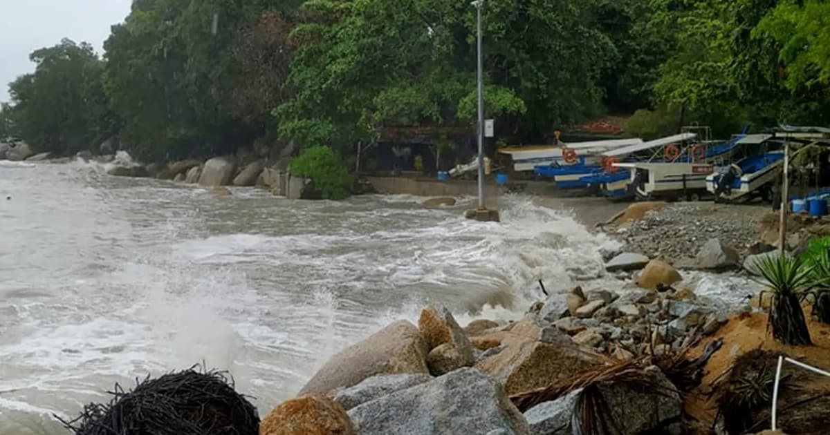 Coastal erosion in Penang linked to high tides, not reclamation, says exco