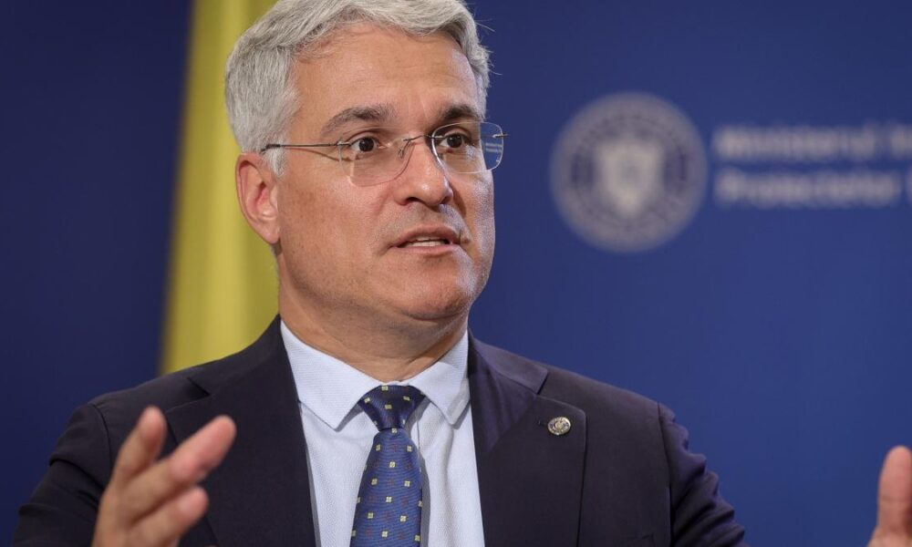 Ministrul interimar al Muncii, Dragoș Pîslaru, după eșecul negocierilor de la Cotroceni pe Legea salarizării: „În acest moment, cerințele sindicatelor sunt la un nivel bugetar substanțial care nu au anvelopă financiară în cadrul de 12 miliarde”