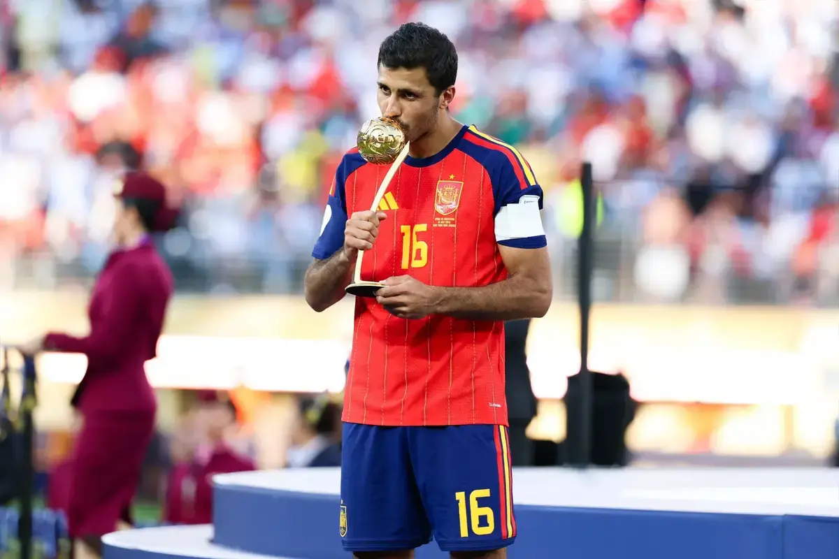 Manchester City open to Rodri sale to Real Madrid on crucial recruitment condition