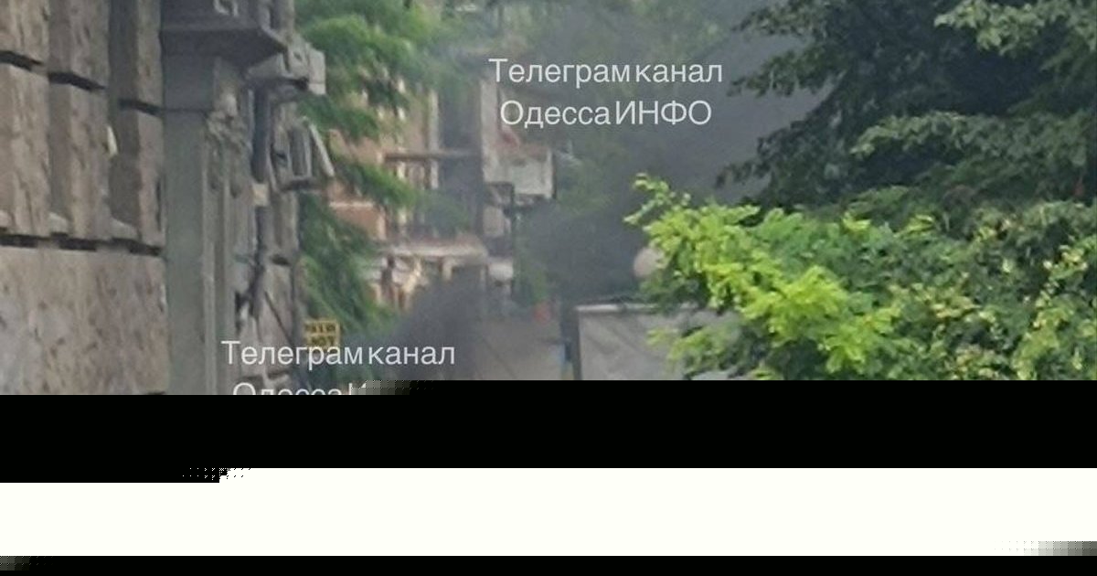 Враг атаковал Одессу: поврежден жилой дом, двое пострадавших