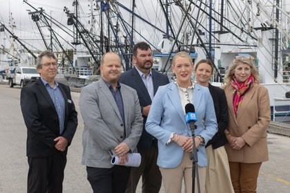 Opposition pledges to renew service wharf