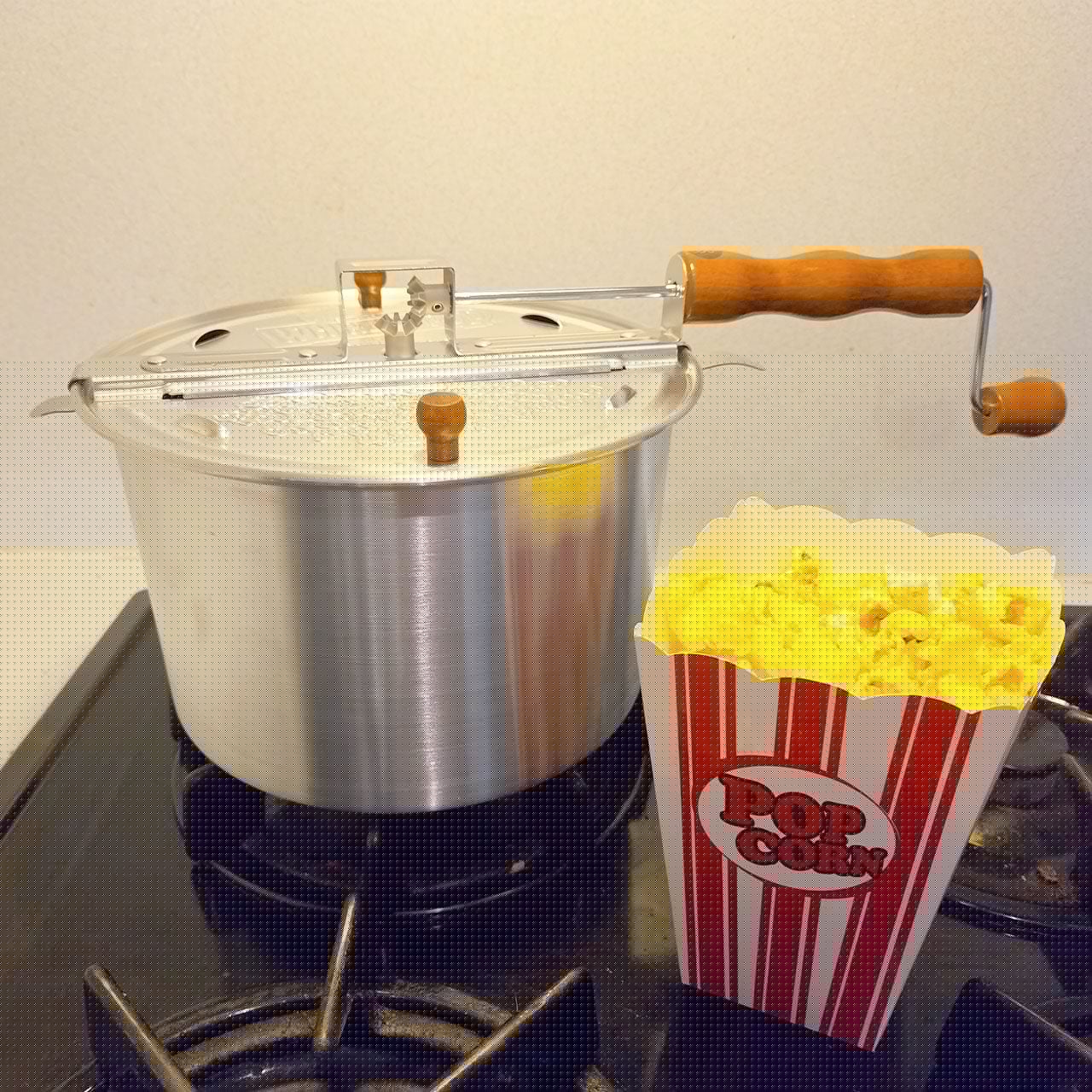 I Eat Popcorn Every Day—This Stovetop Popcorn Maker is the Only One I’ll Use