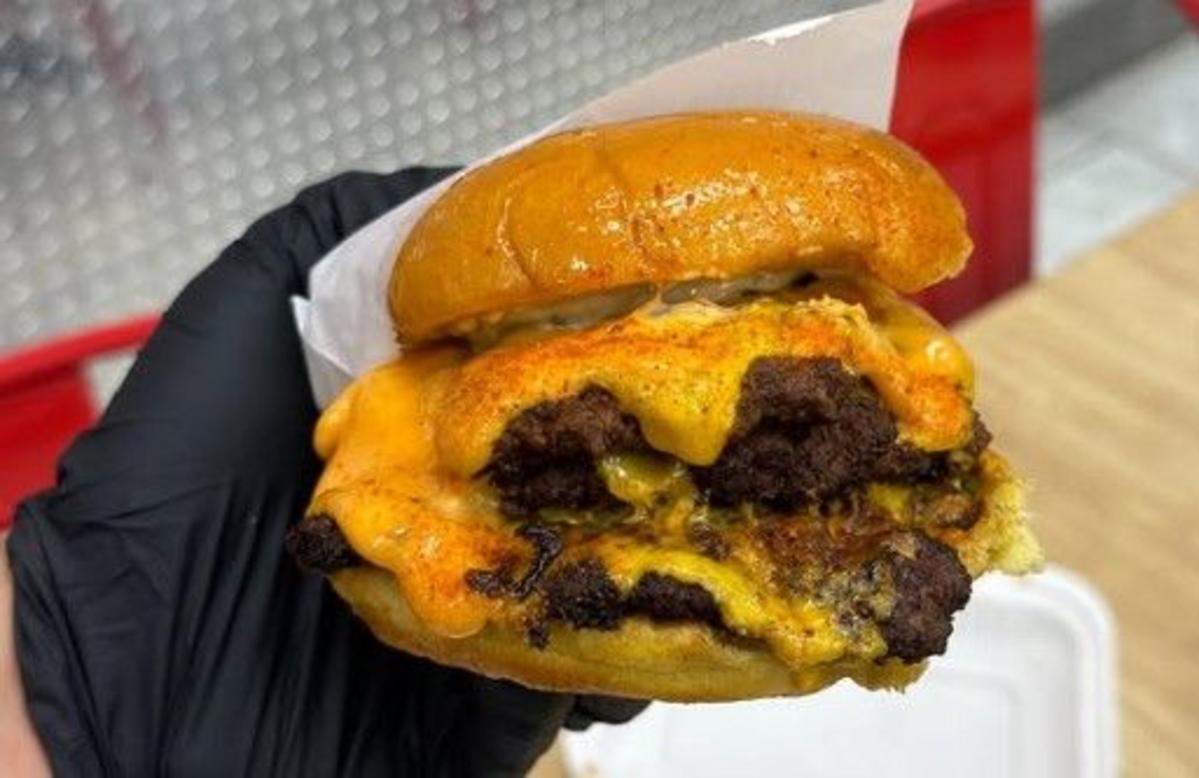Muzzy’s Shack Coming Soon to Burlington, NJ