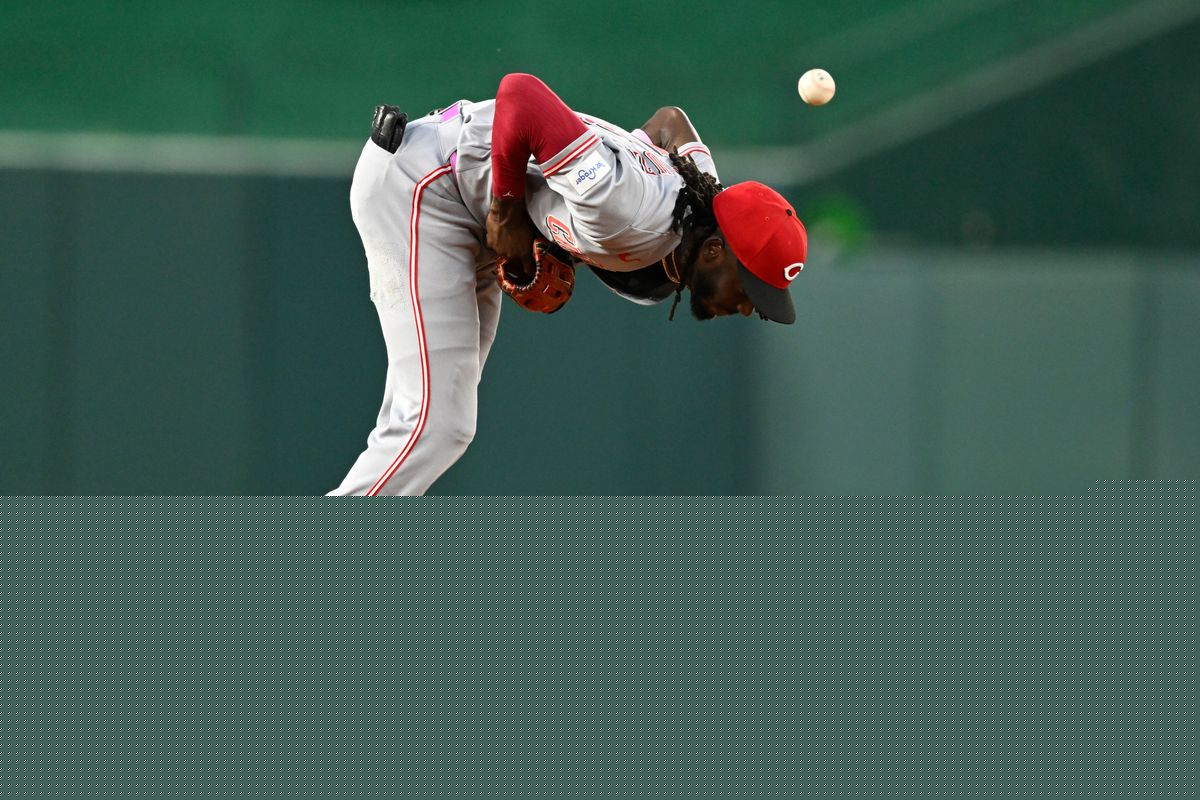 Lile and Ford homer to give the Nationals all their runs in a 5-3 victory over the Reds