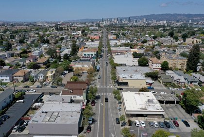 Police: Alameda woman was so busy beating her blind teen daughter, she didn’t notice her 3-year-old run into traffic