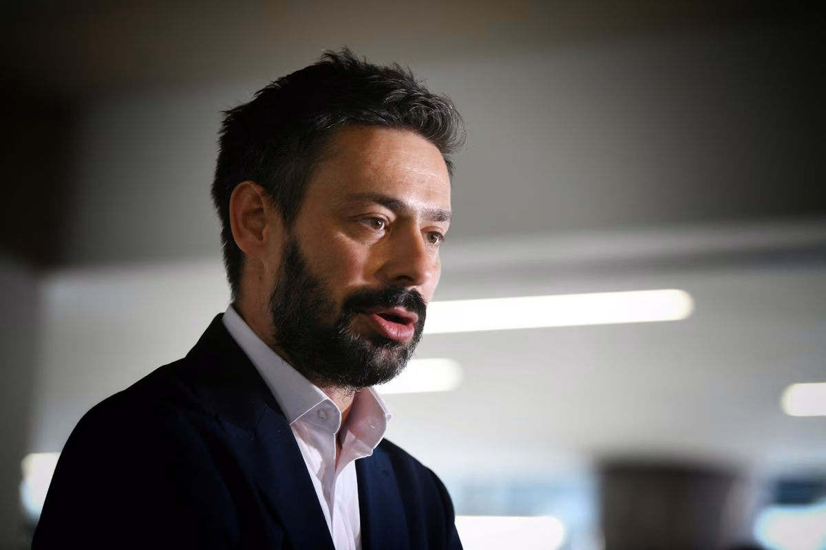 Milan Vasić: Pred nastup u manastiru kod Prizrena pozvan sam u policiju - upozorili me koje pesme ne smem da izvodim