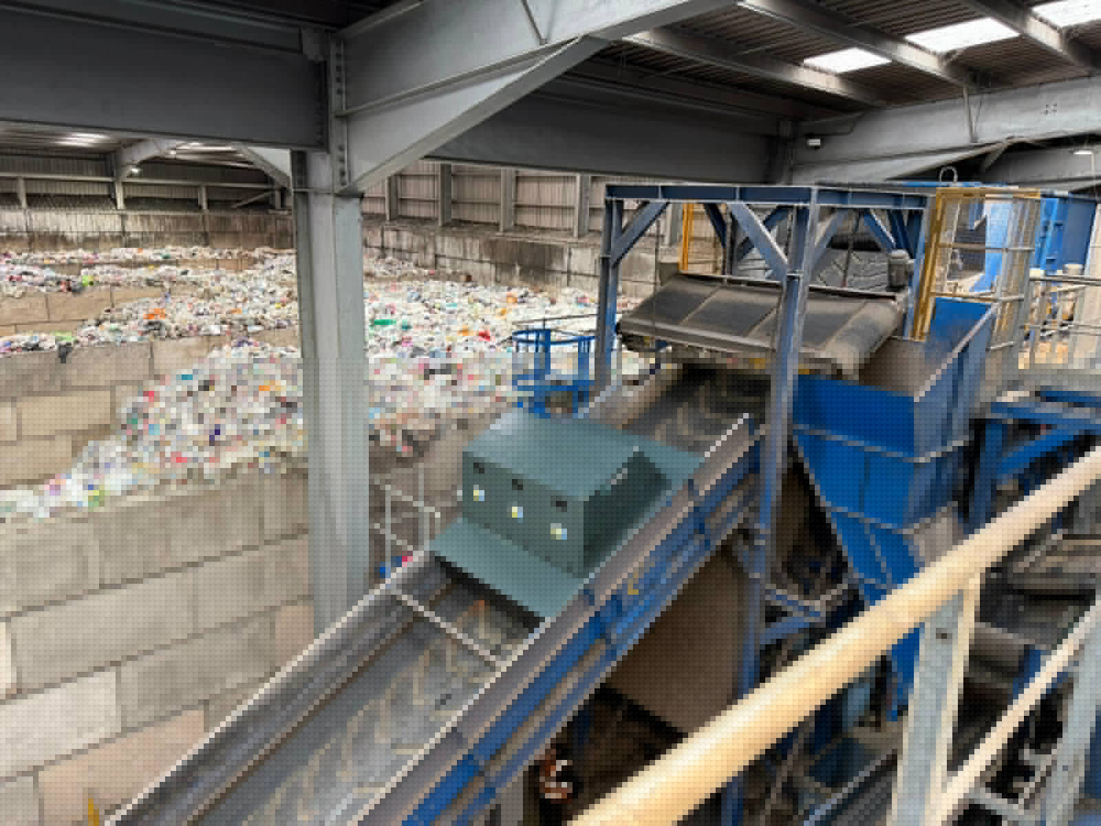 Aldi and Arla trial UV-tagged milk bottles to track recycling