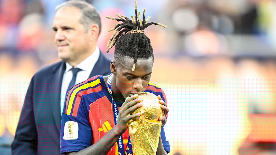 Nico Williams Gives World Cup Medal to His Mom Who Walked from Ghana to Spain While Pregnant