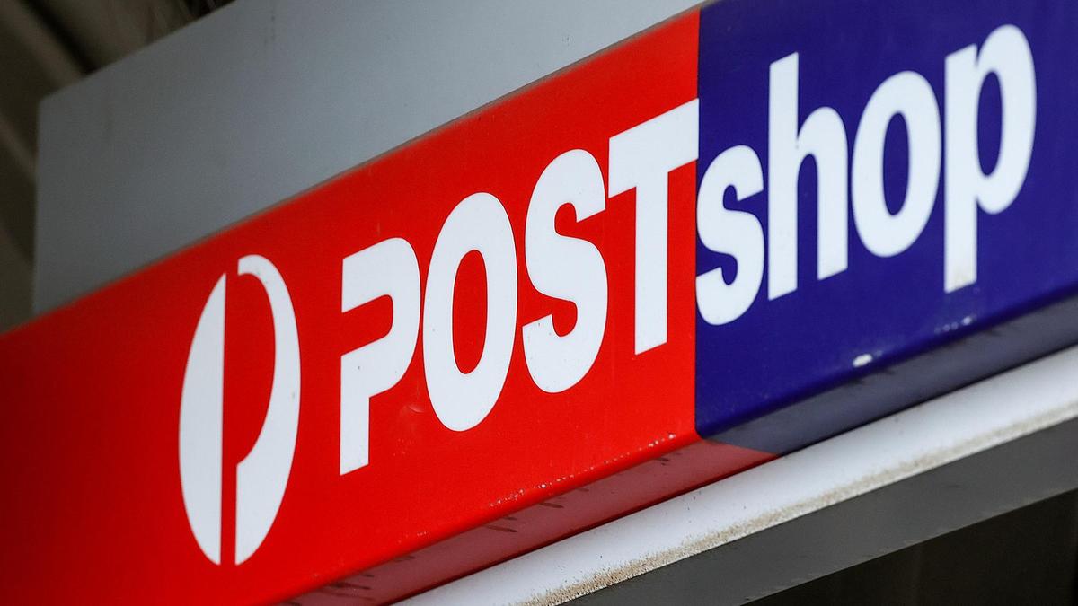 Stamp price increase approved as Australia Post says letter volumes are at 1930s levels