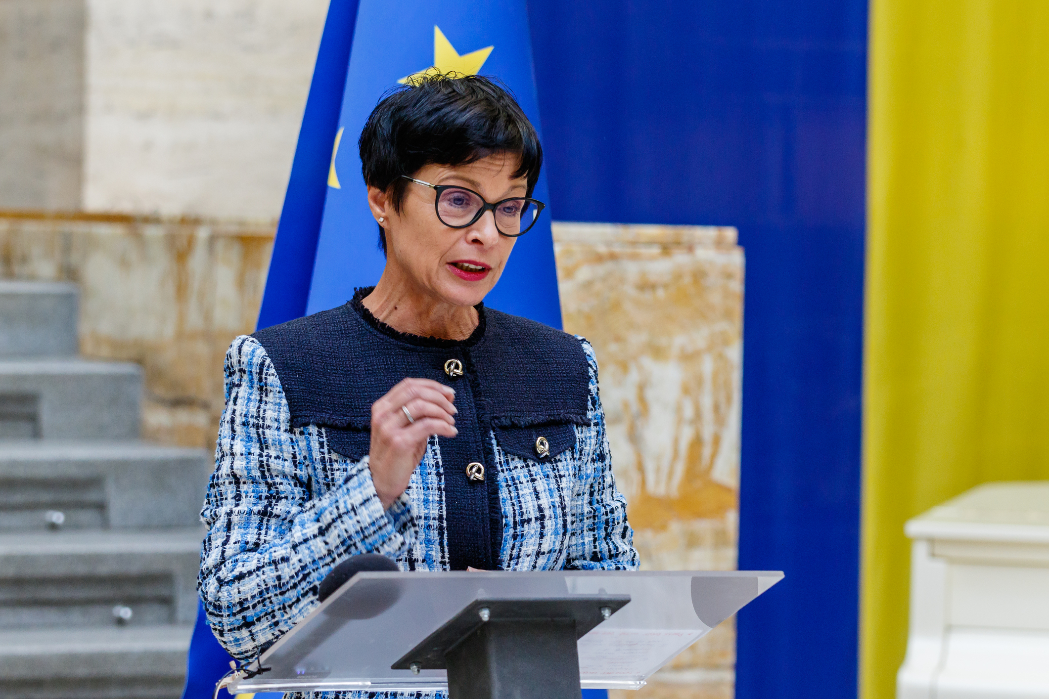 UE duce o campanie pentru a câștiga oamenii din Ucraina, în timp ce Ungaria îi blochează aderarea