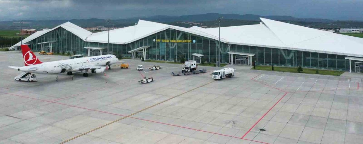 Kars Harakani Havalimanı'nda 7 Ayda 365 Bin 939 Yolcu