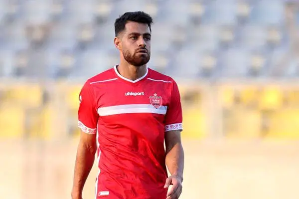 پورعلی گنجی با وداعی دراماتیک از هواداران پرسپولیس خداحافظی کرد