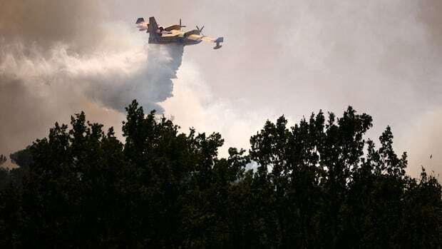 Canada air bad. Canadair is good [Interesting]
