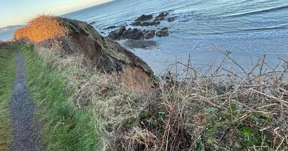 People told to 'avoid the area' after major cliff collapses at Anglesey beach