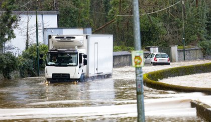 Government ‘bringing Met Eireann in’ for questioning over weather warnings