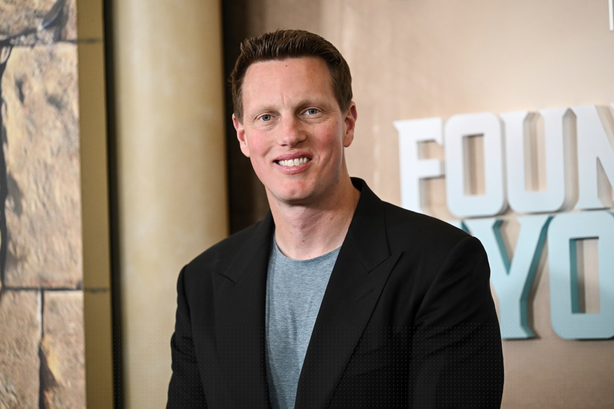 Aseguran que David Ellison considera contactar a Kamala Harris para salvar su negocio con Warner Bros.
