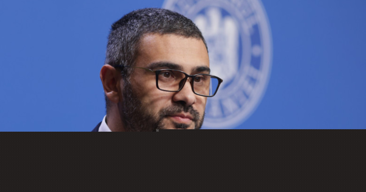 Florin Manole: Ministerele Muncii, Sănătăţii şi Educaţiei să se pună de acord pe o variantă îmbunătăţită a legii salarizării