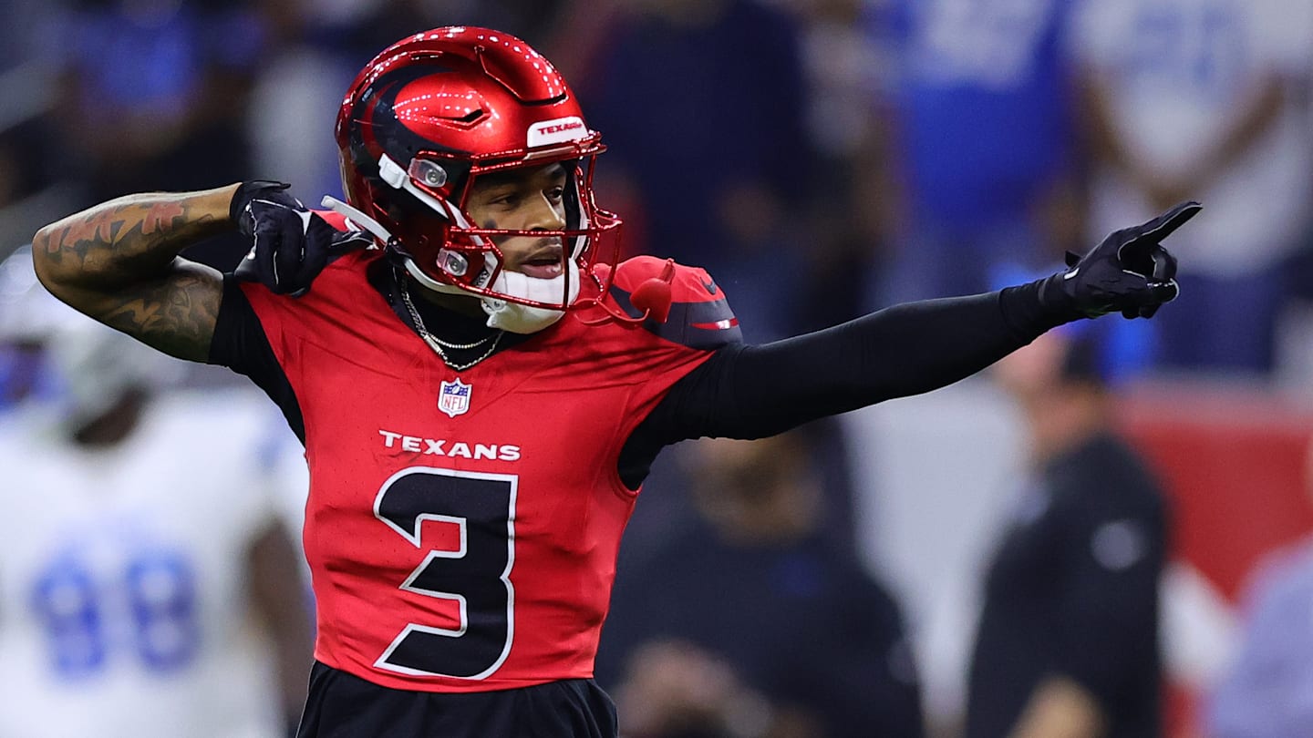 Someone grab a chef's hat, because Tank Dell is ready to 'cook' in return to Texans