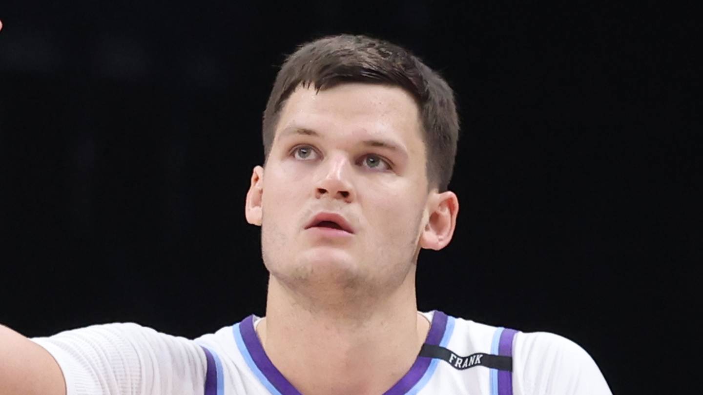 Lakers' Walker Kessler critics refuse to let context disrupt their narrative