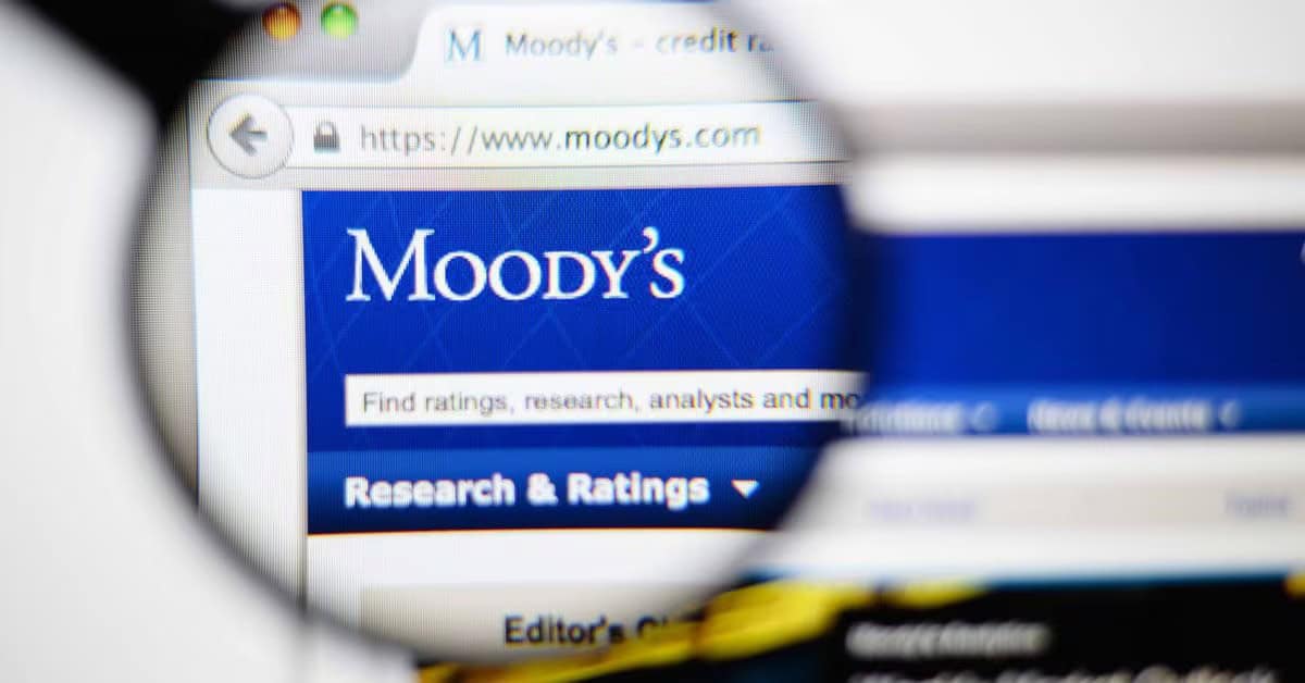 Dobânzile pe termen lung ale României au scăzut ușor după trecerea ”la mustață” a evaluării Fitch. Urmează testul Moody’s