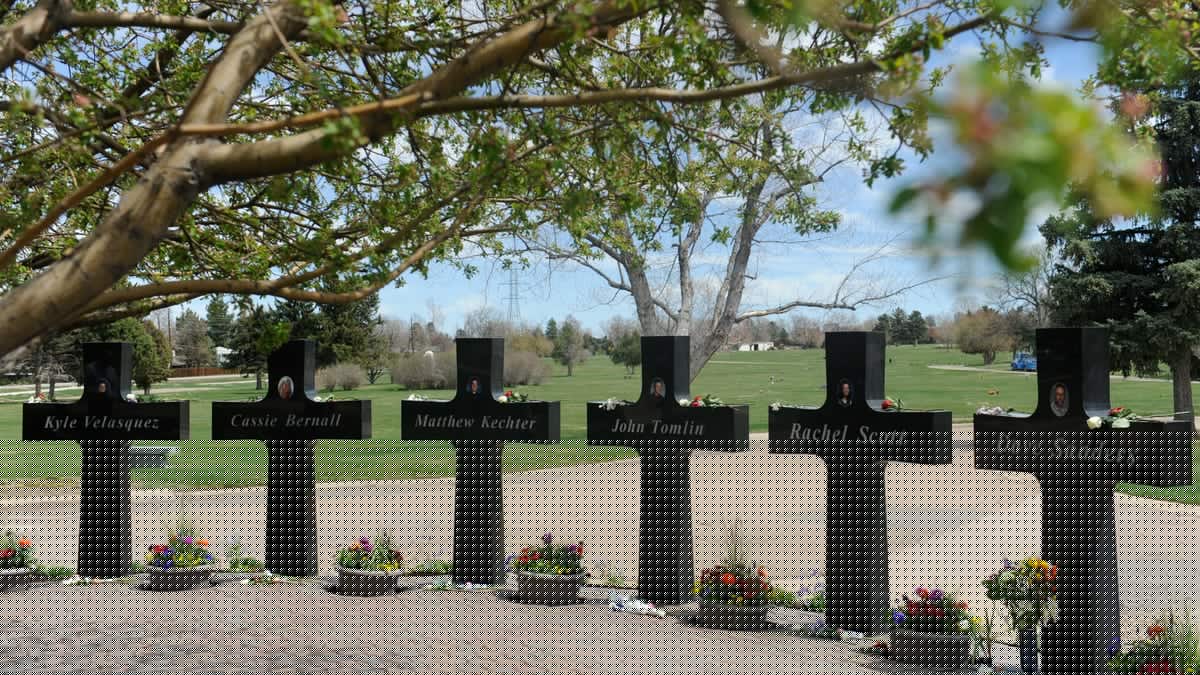 Phil Cook & Kristin Goss: 25th Anniversary of the Columbine High School Massacre Proves that the Gun Lobby Won