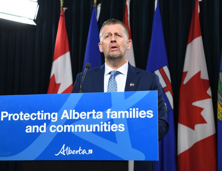 Alberta wants to strengthen emergency alert system for missing vulnerable persons