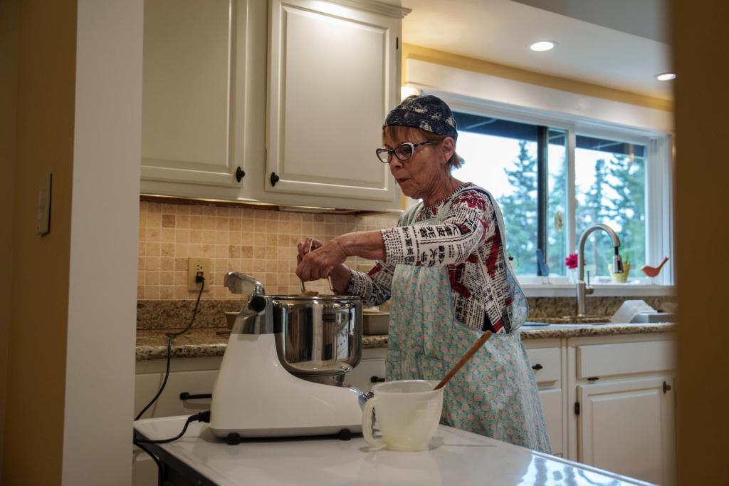 When food banks need bread, a network of 900 home bakers answers the call