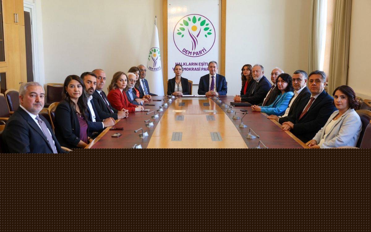 Yüzyıllık çıkmazdan rasyonel çıkışa