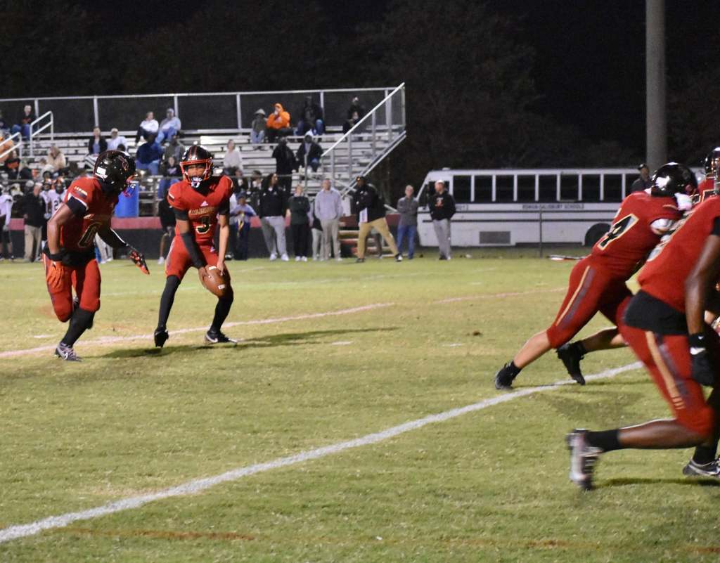 High school football roundup: Friday scrimmages