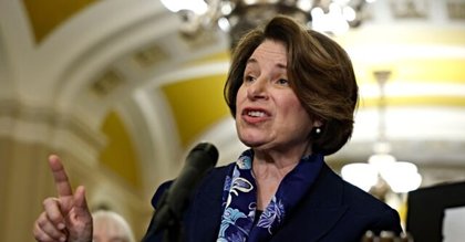 Amy Klobuchar Confirms Run to Replace Walz as Governor of Minnesota