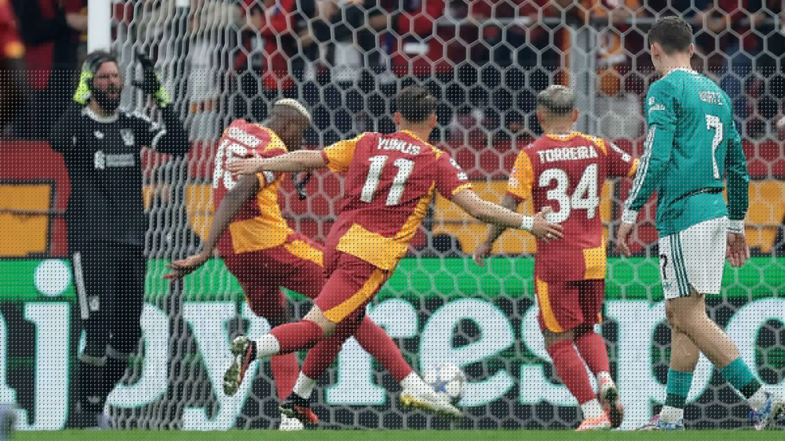Sjáðu kinn­hestinn sem felldi Liverpool og þrennu Mbappe