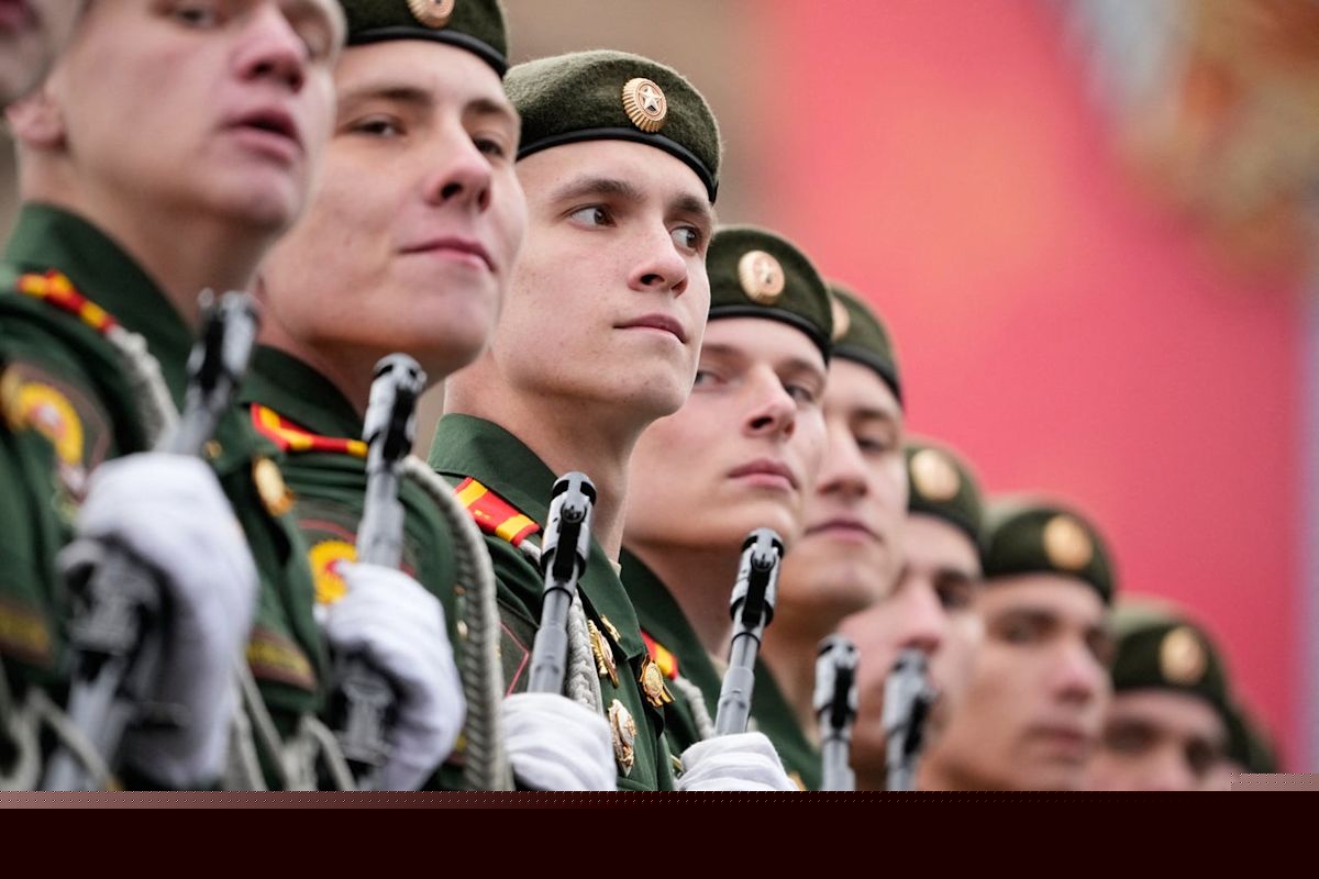 Inside Putin’s aggressive army recruitment drive as Russians ‘snatched off streets’ to feed Ukraine war