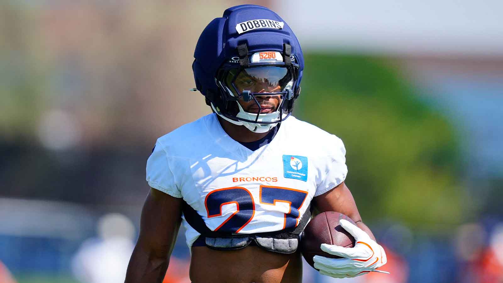 Broncos’ J.K. Dobbins practice sighting brings sigh of relief after training camp injury scare
