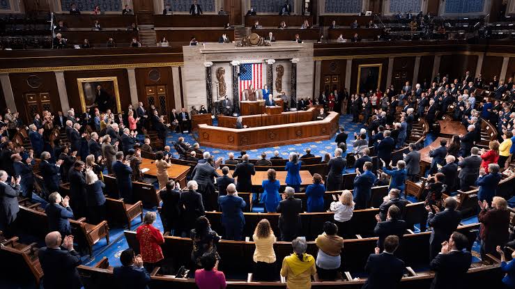 Congress Moves To Boost Quantum Funding By 68% As China’s $10 Billion Push Intensifies (NASDAQ: IONQ) (NYSE: IBM) (NASDAQ: GOOG) (NASDAQ: MSFT)