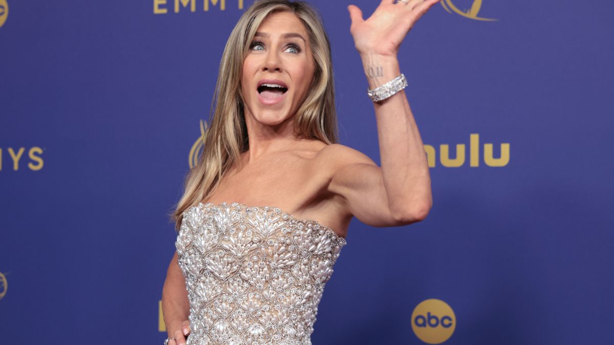 Comment on Jennifer Aniston Shares Her Top Fitness Tips by Jennifer Aniston Reveals Her Favorite Cheat Day Meals – Daily News