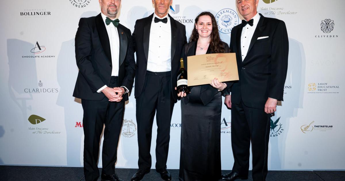 Beaconsfield head waiter wins top national hospitality award