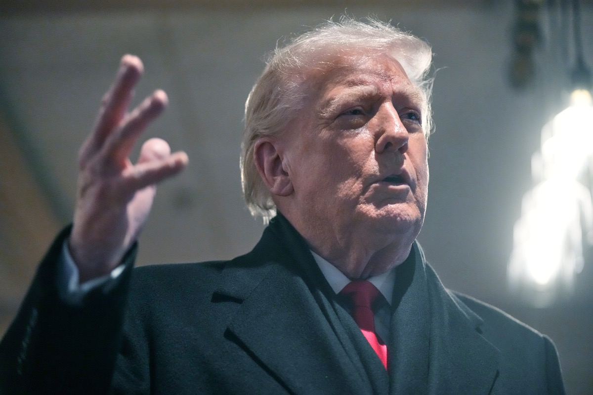 “You Can’t Have Guns”: Trump Deepens Second Amendment Rift After Minneapolis Shooting
