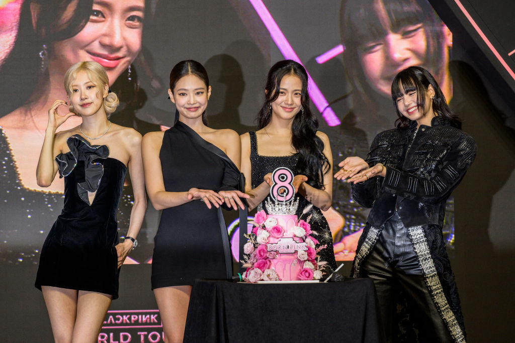 Fans Slam BLACKPINK's 10th Debut Anniversary Event for 40-Person Limit
