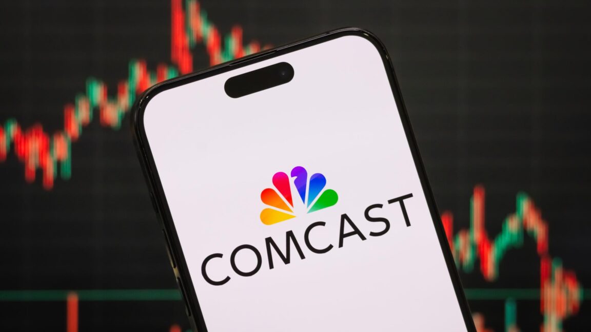 Comcast keeps losing customers despite price guarantee and unlimited data